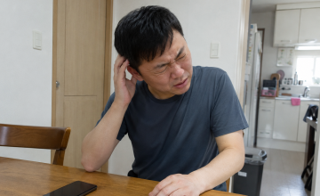 머리가 찌릿찌릿 아픈 원인과 병원 진료가 필요한 기준